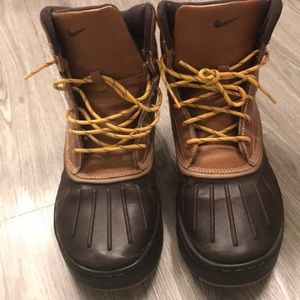 Nike ACG Woodside Boots
